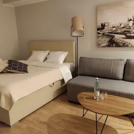 Pronksi Apartment Tallinn