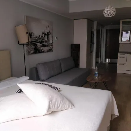 Pronksi Apartman